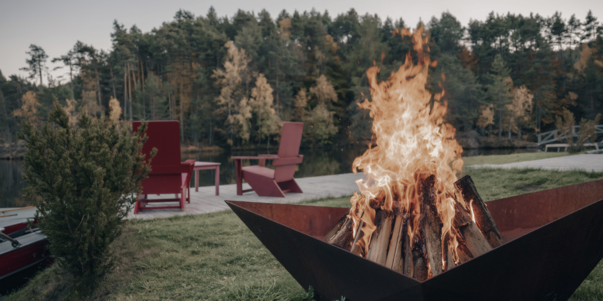 Place of energy by the lake